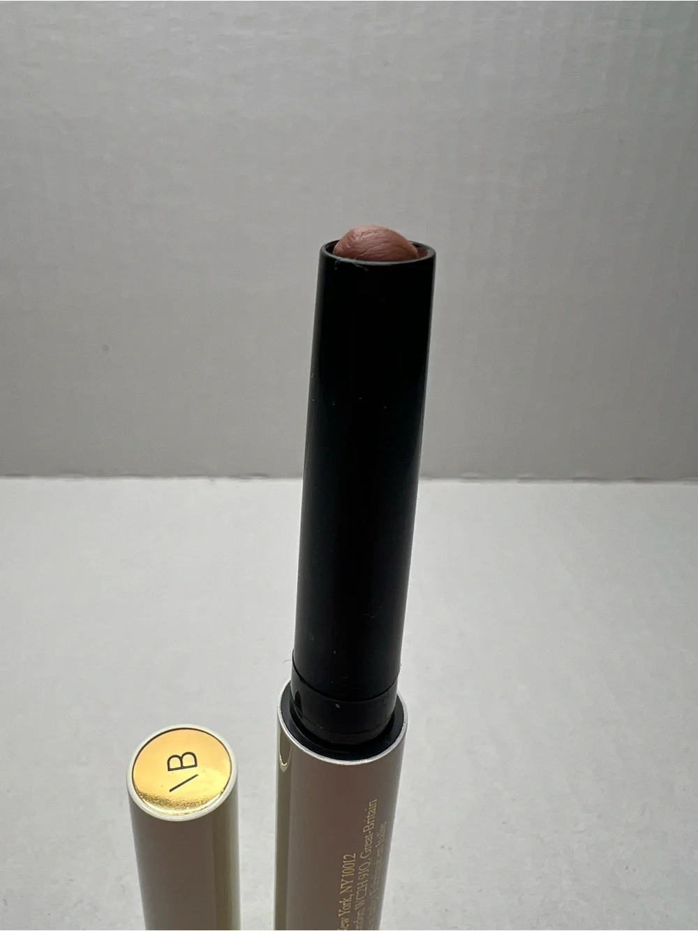 Victoria Beckham innovative pen